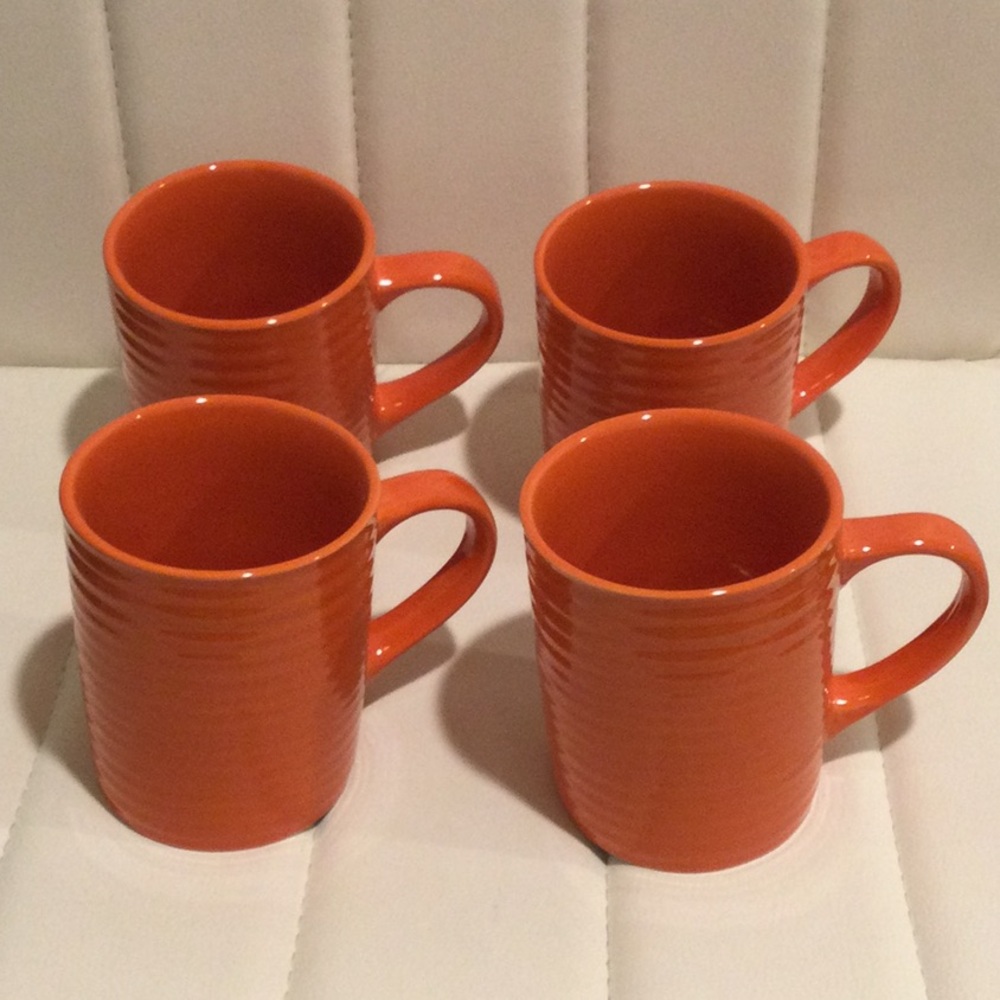 NWT Set of 4 Orange Royal Norfolk Ceramic Mugs